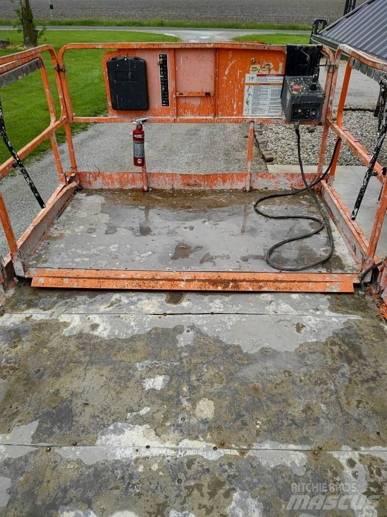 JLG 4394 RT Scissor lifts