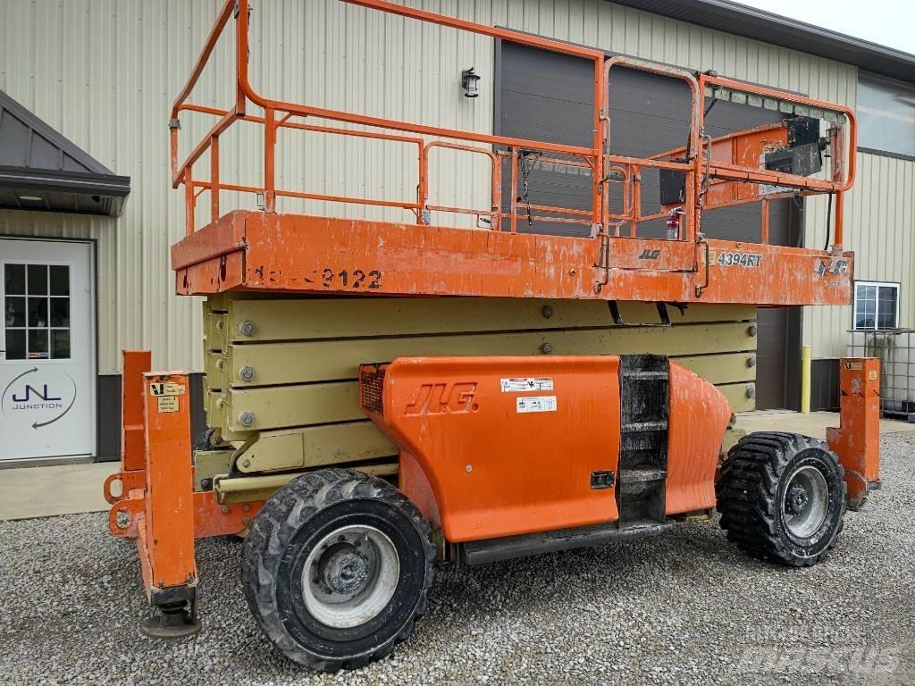 JLG 4394 RT Scissor lifts