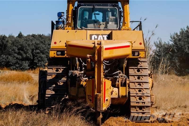 CAT D10T Crawler dozers