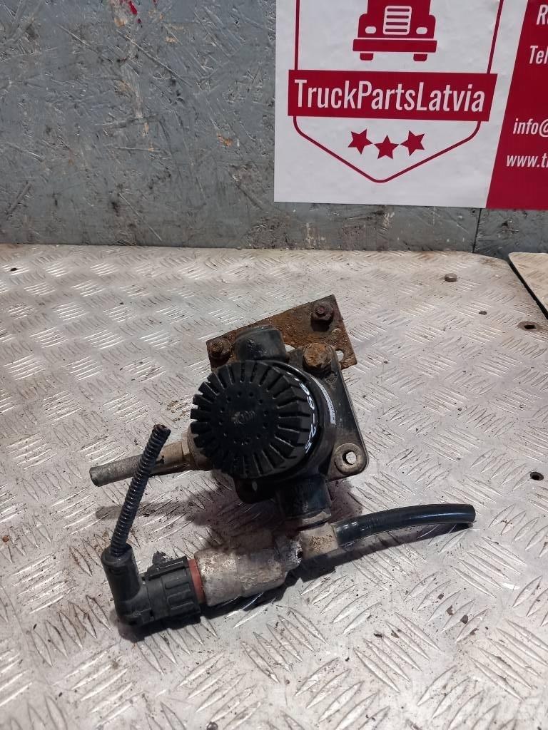 MAN TGM  81521166074 Brakes