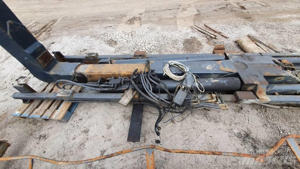  HOOKLIFT    5910MM Hook lifts