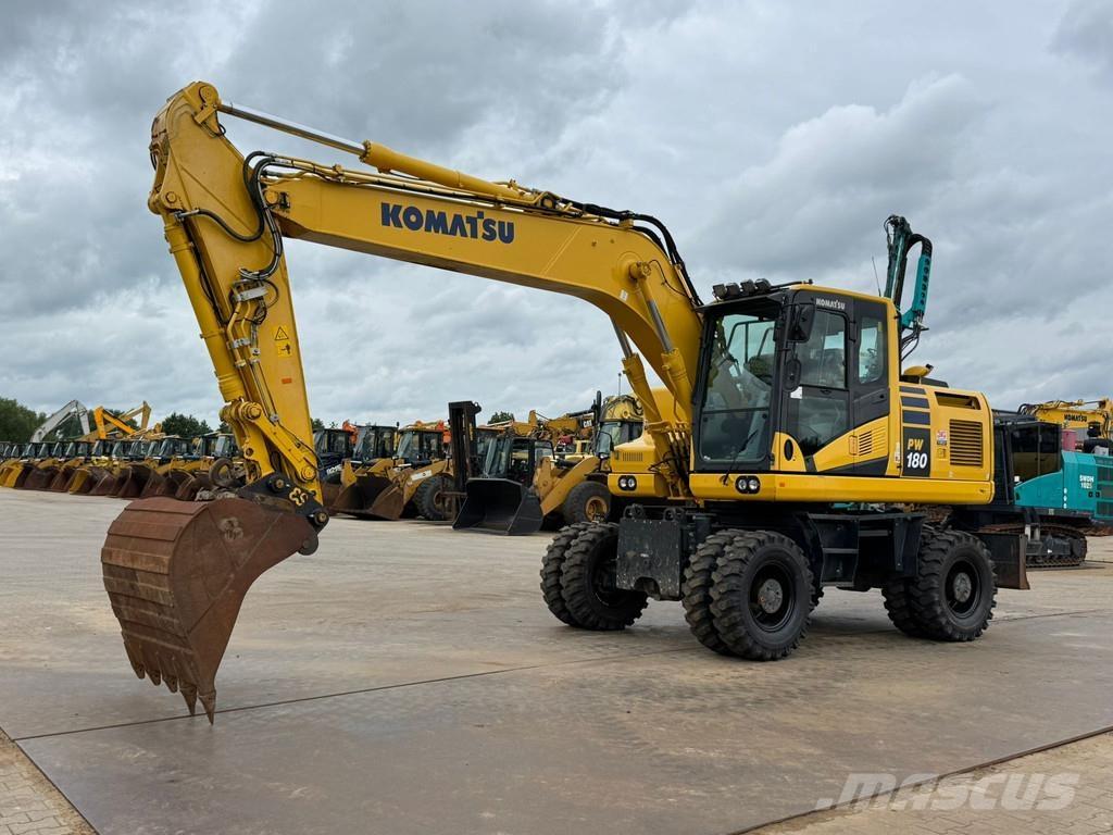 Komatsu PW180-11 Wheeled excavators