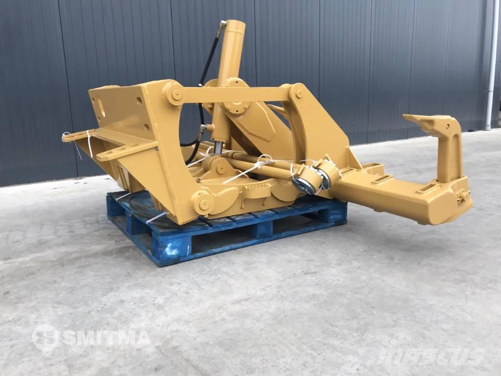 CAT 160K Scarifiers