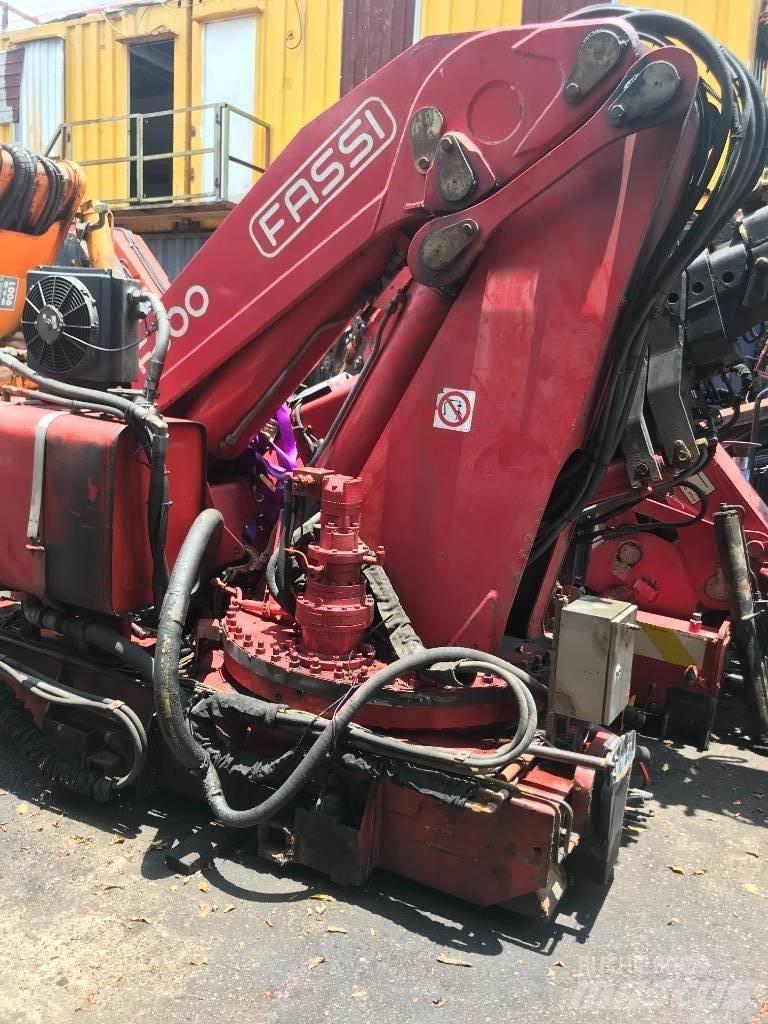 Fassi F600.27 Loader cranes