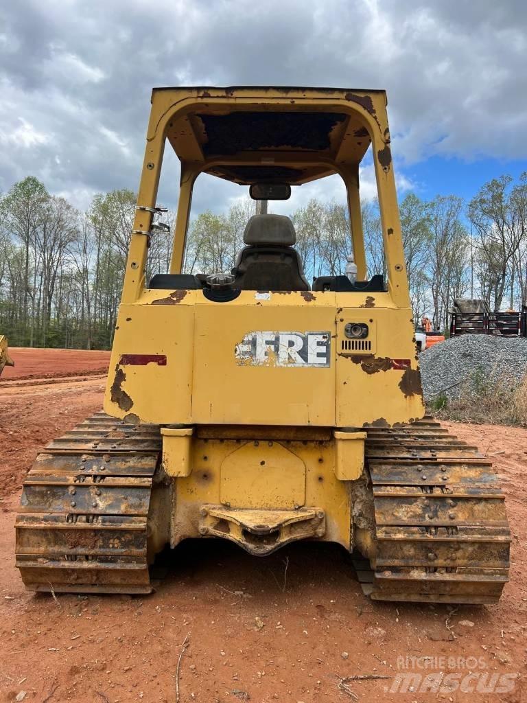 John Deere 450 HLGP Crawler dozers