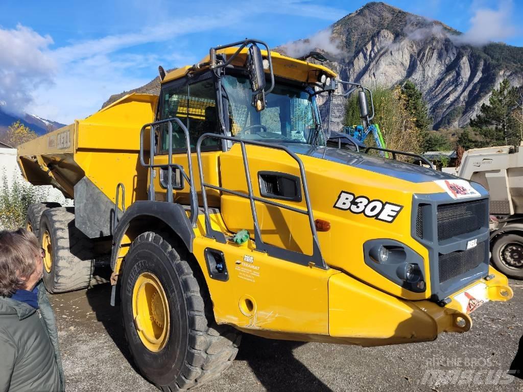 Bell B30E Articulated Haulers