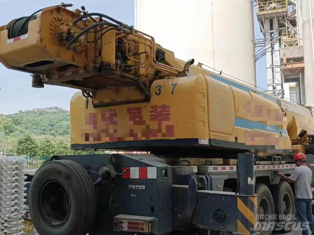 XCMG XCT110 All terrain cranes