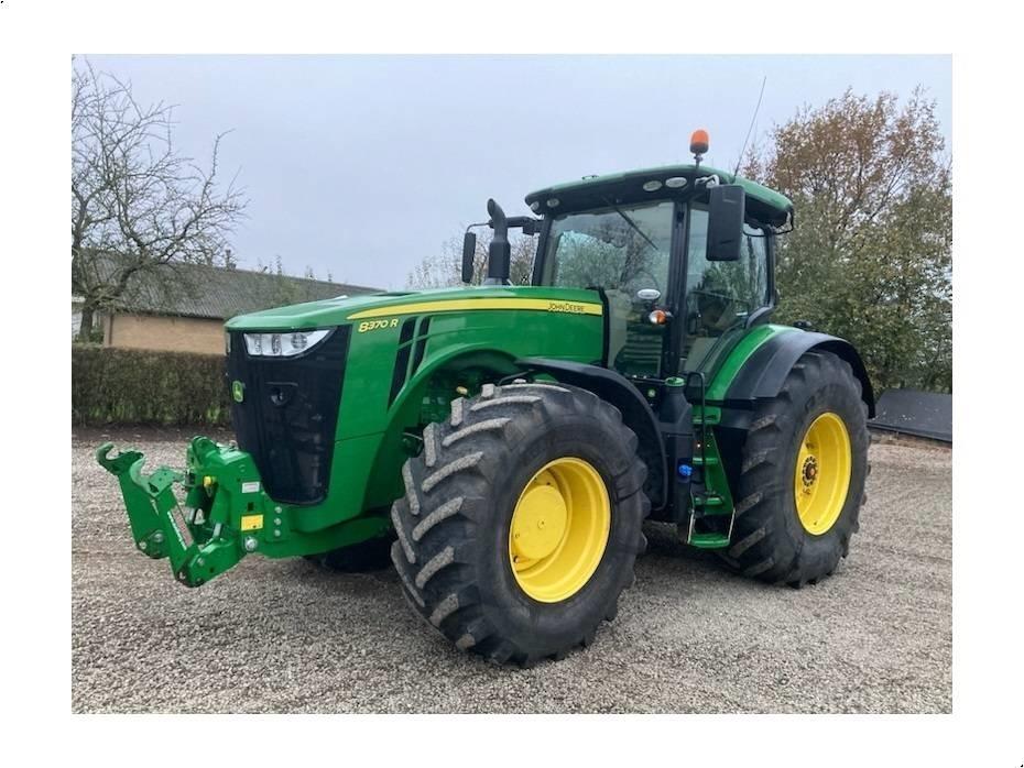 John Deere 8370 R Tractors