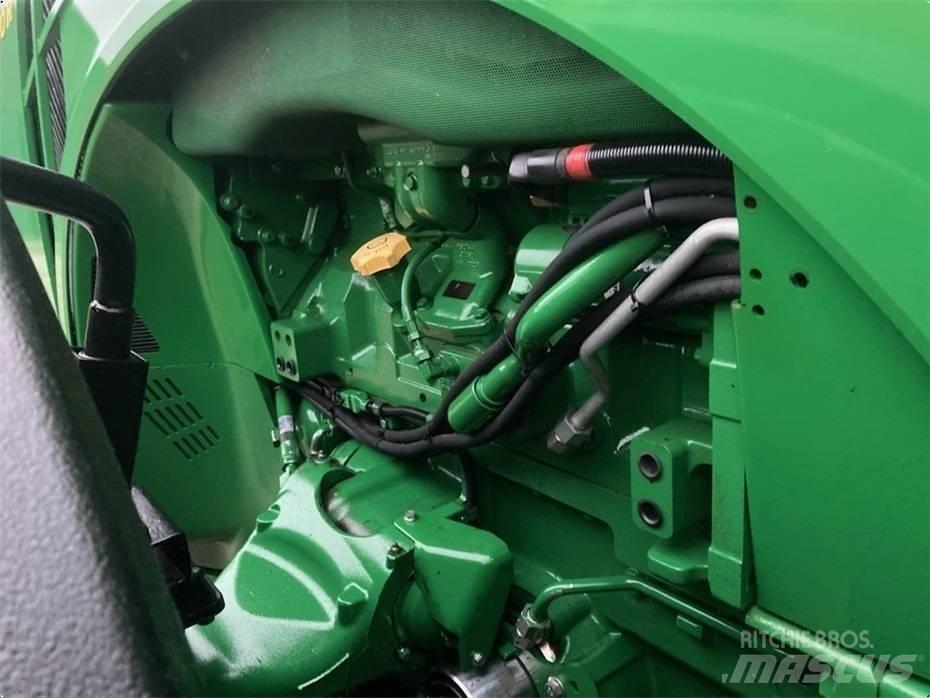 John Deere 8370 R Tractors