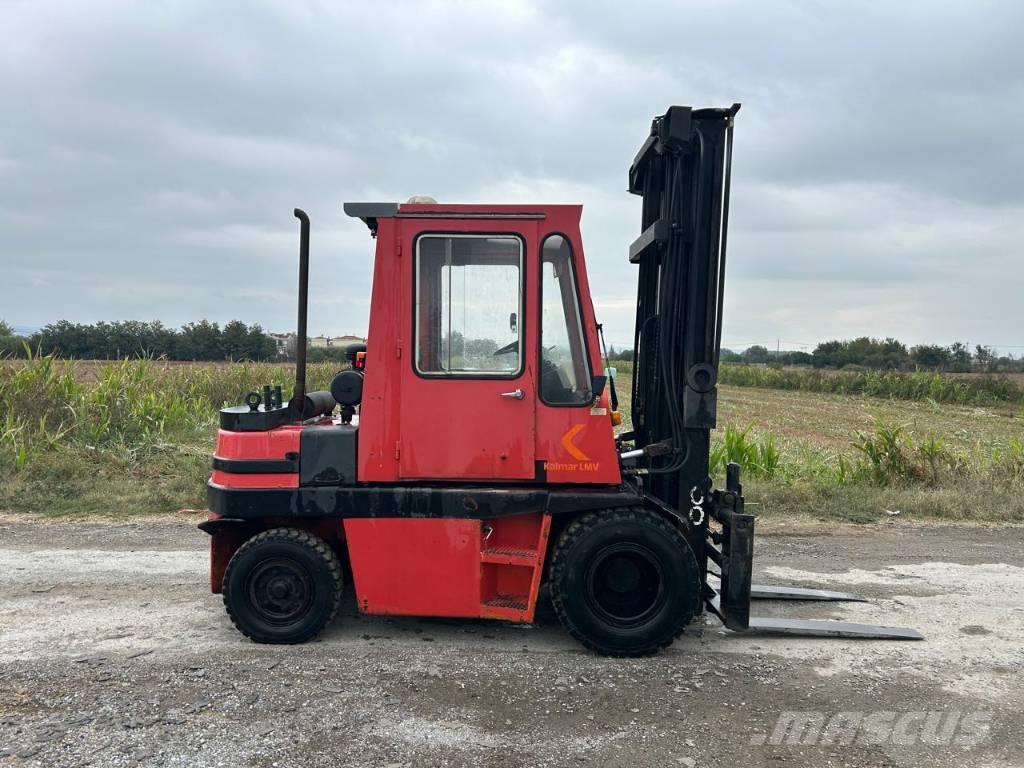 Kalmar 4-500 Diesel trucks