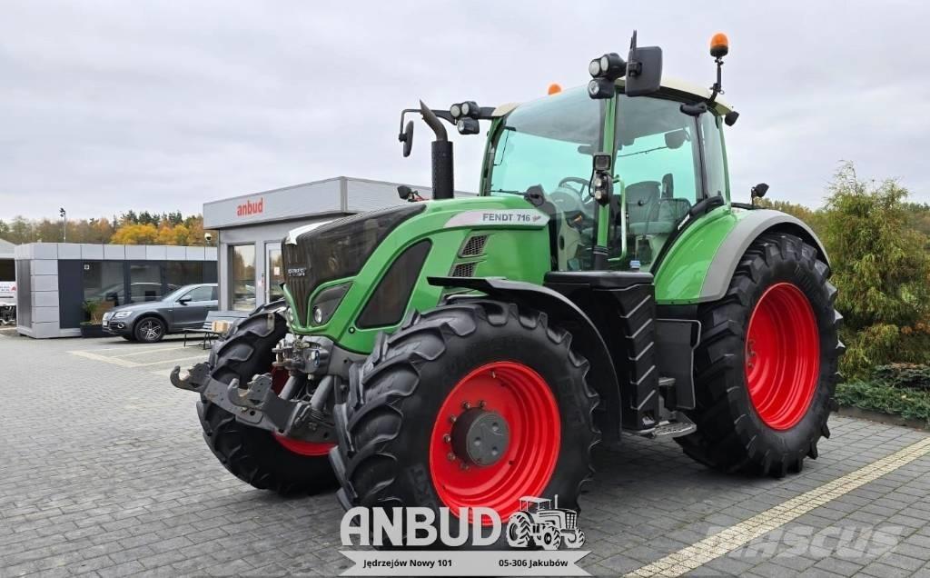 Fendt 716 Vario S4 Tractors