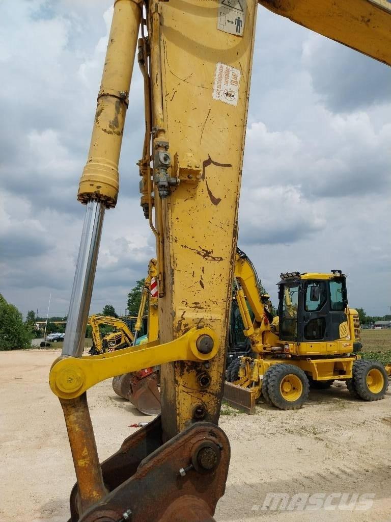 Komatsu PC 240 LC-8 Crawler excavators