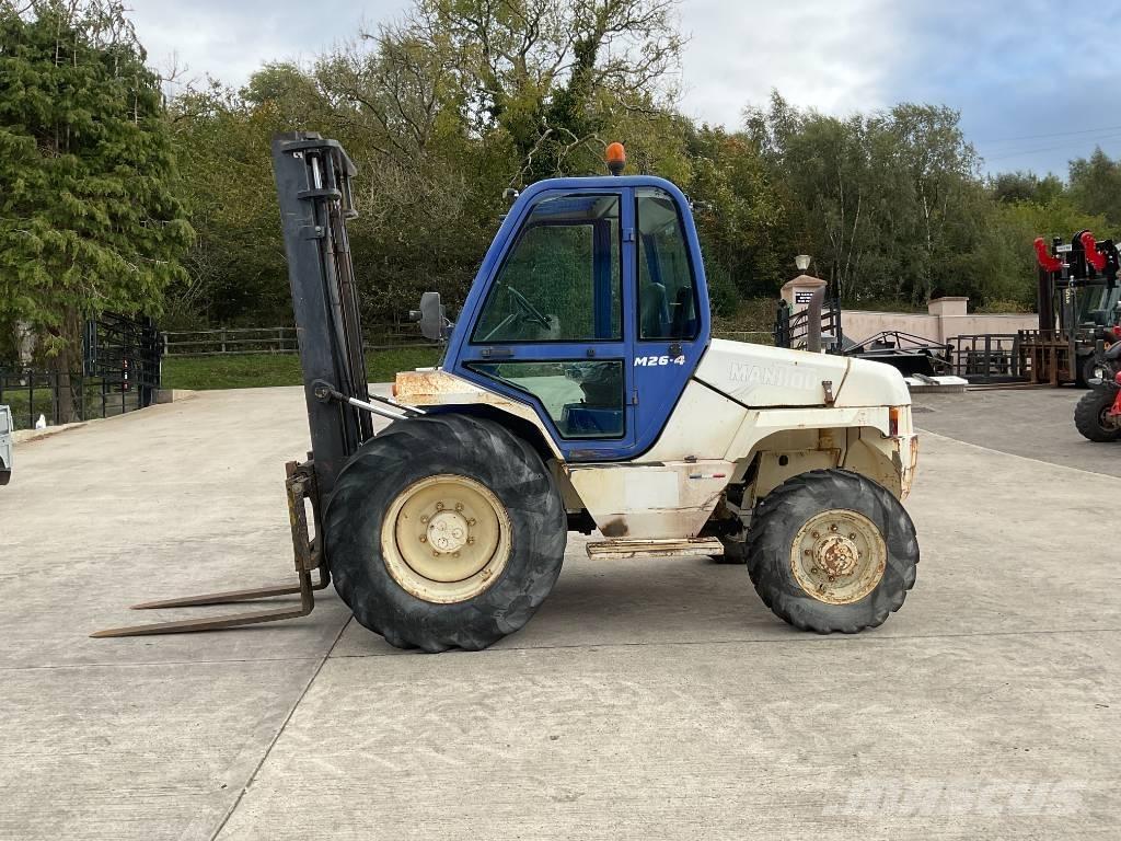 Manitou M 26.4 Rough terrain truck