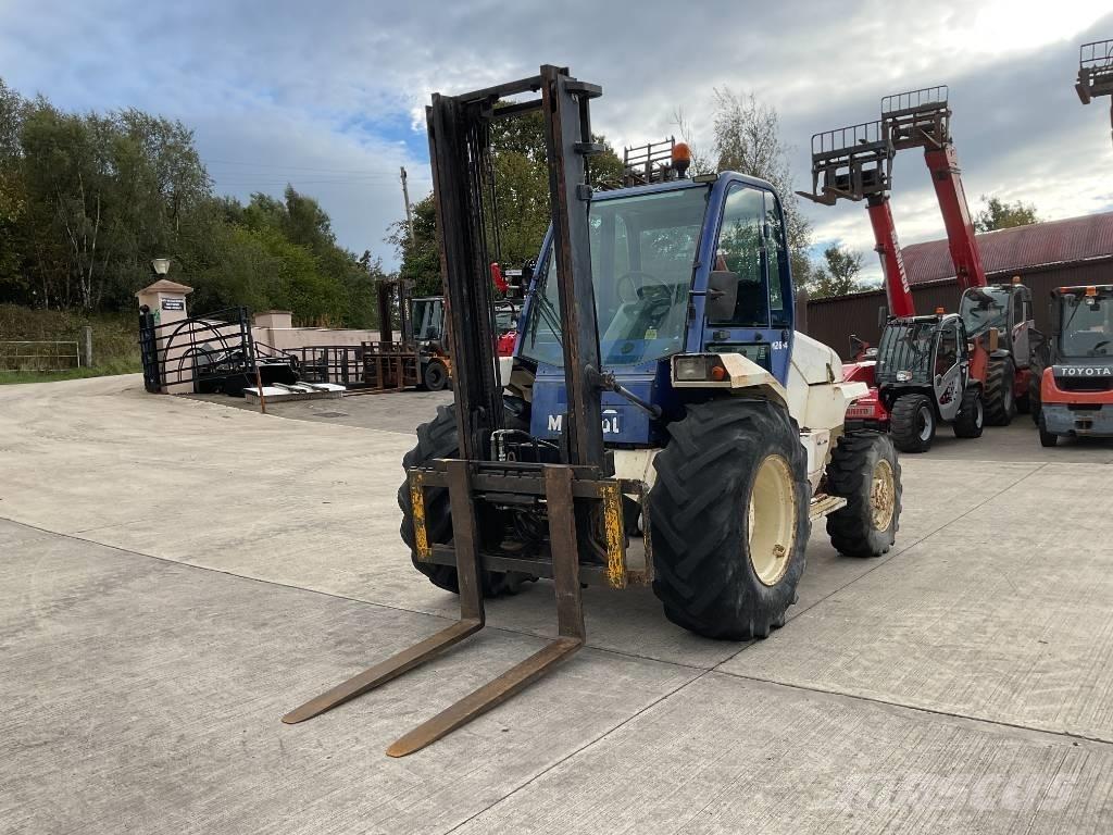 Manitou M 26.4 Rough terrain truck