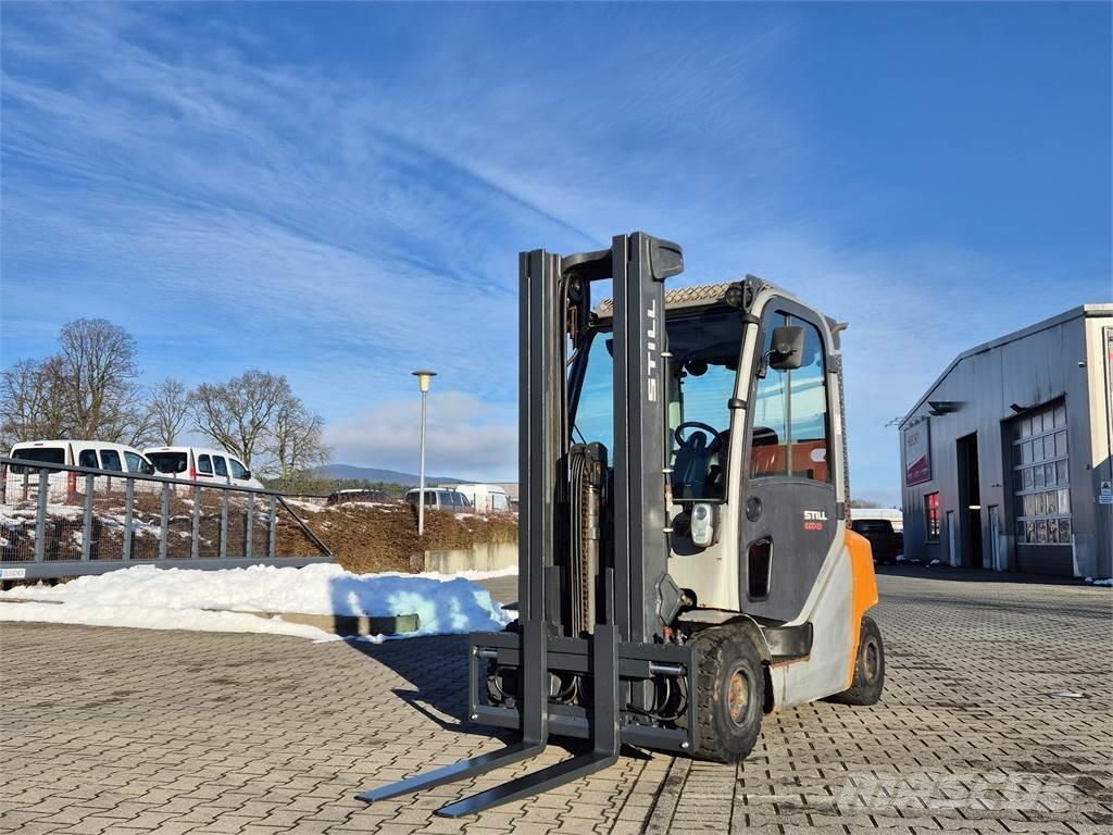 Still RX70-25 Diesel trucks