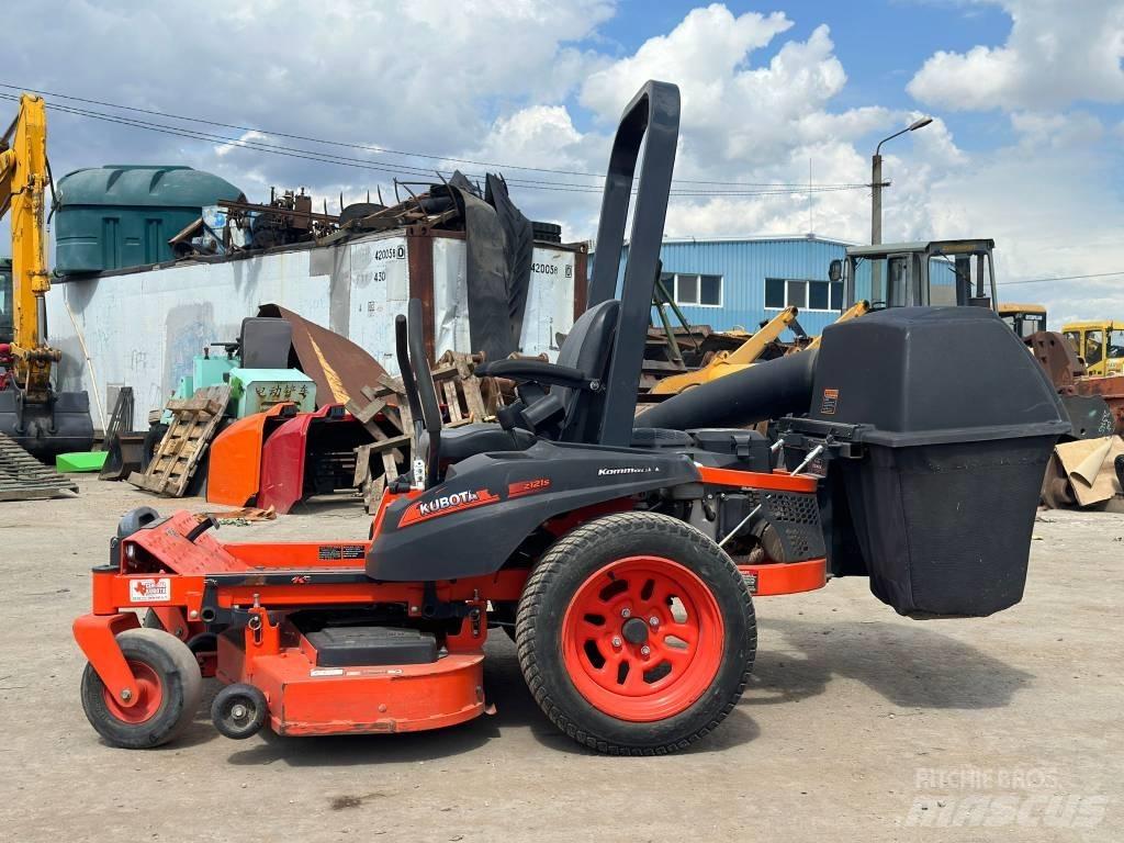Kubota Z121S Zero turn mowers