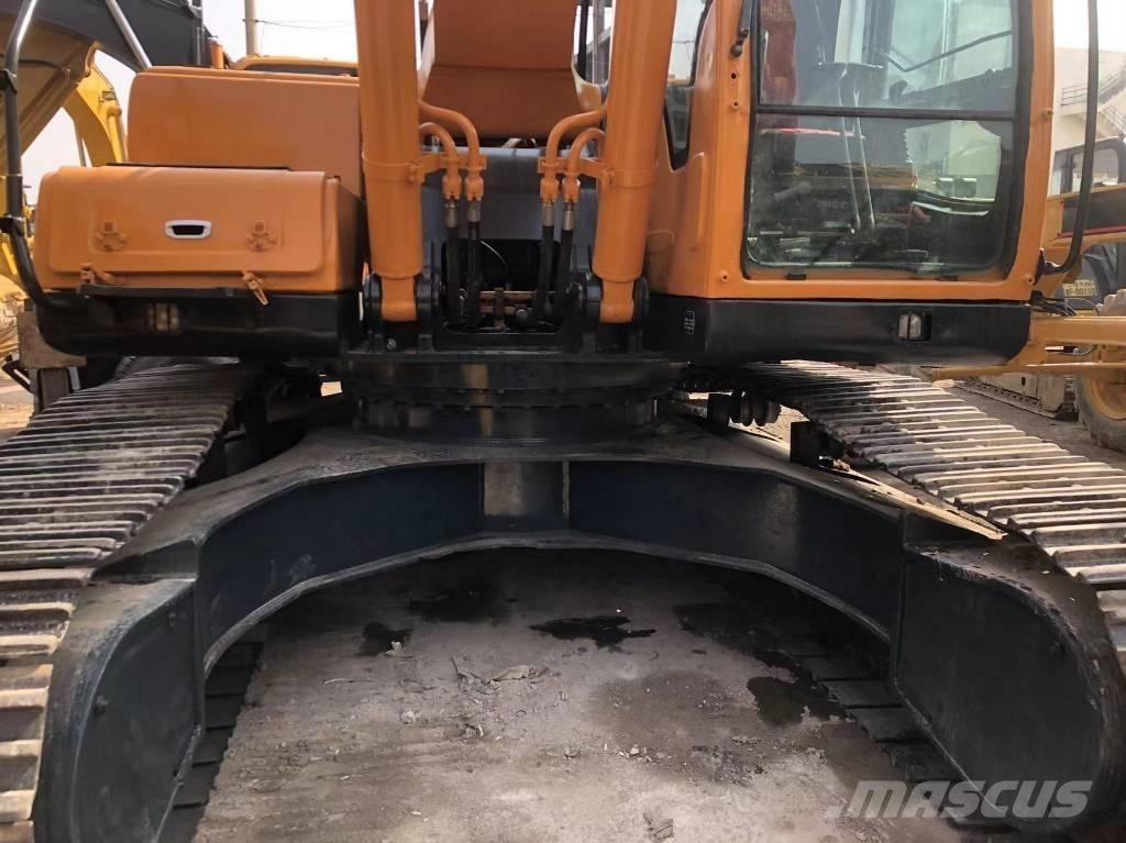 Hyundai 305 LC-9S Crawler excavators