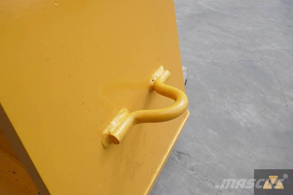 Volvo Push block Other components