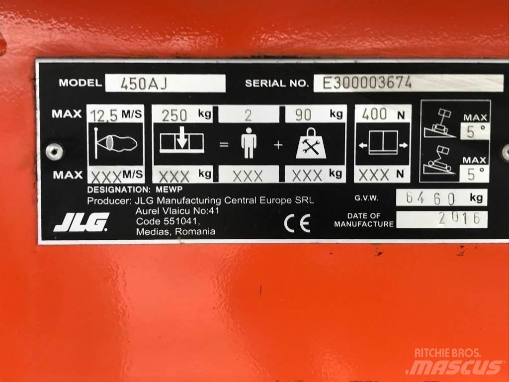 JLG 450 AJ Articulated boom lifts