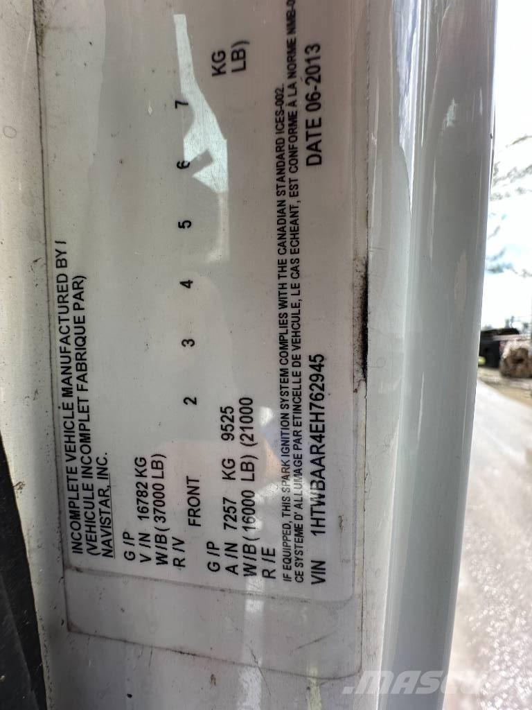 International 7300 Truck mounted platforms