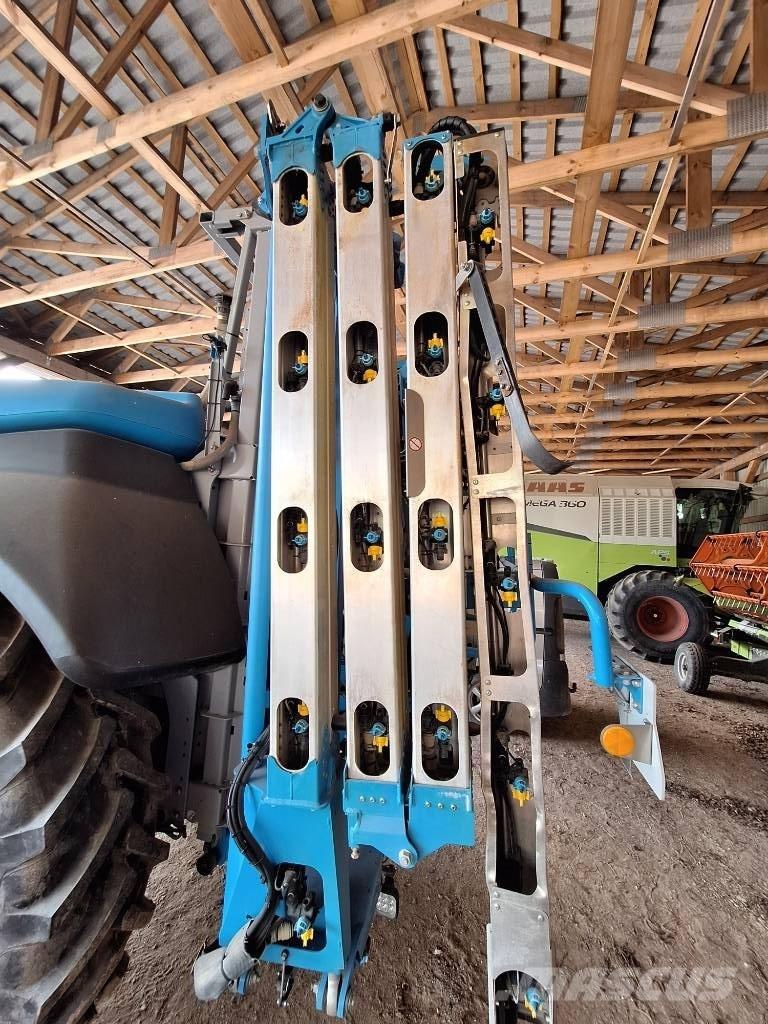 Lemken Vega 12/4000 Trailed sprayers