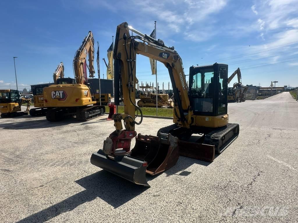 CAT 305 Mini excavators < 7t (Mini diggers)