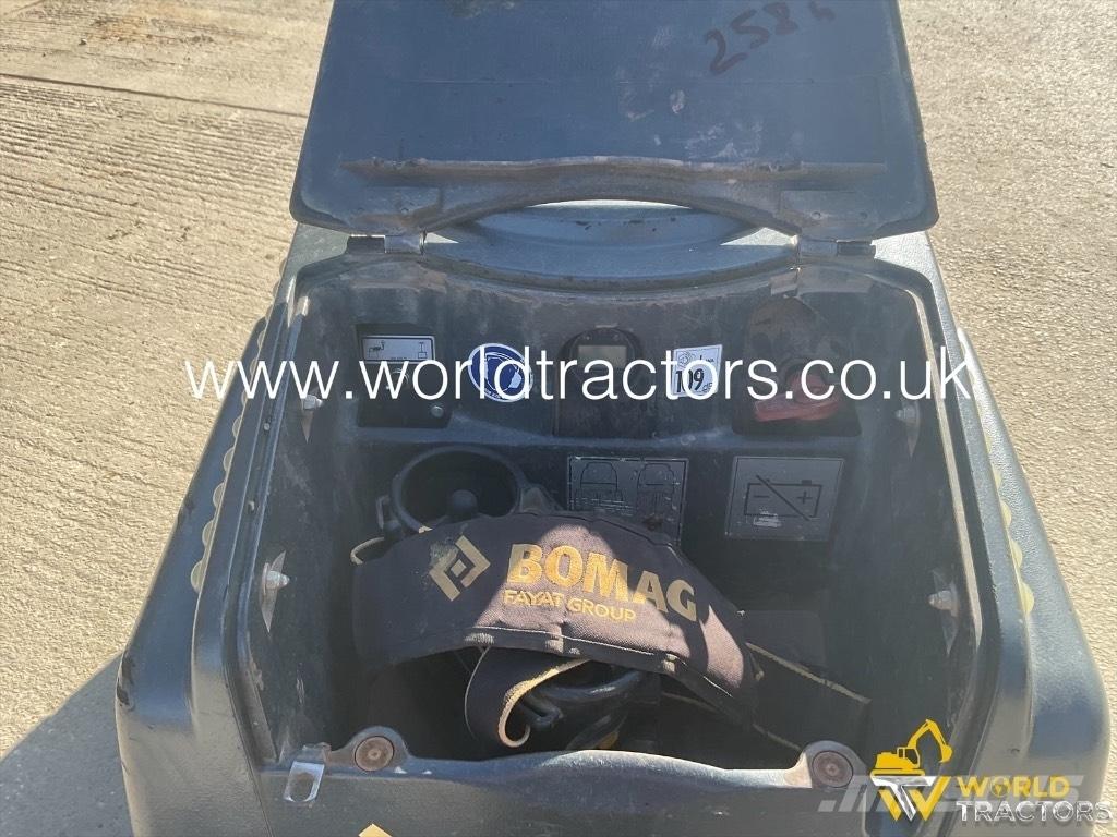 Bomag BMP 8500 Plate compactors