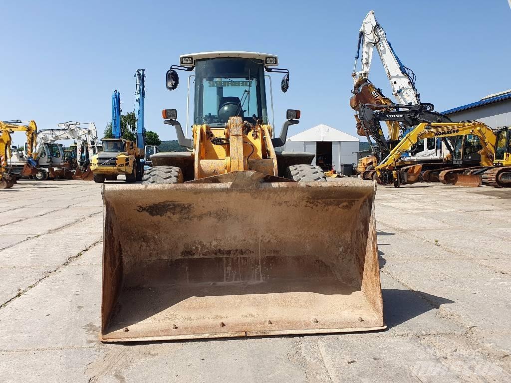 Liebherr L 538 Wheel loaders