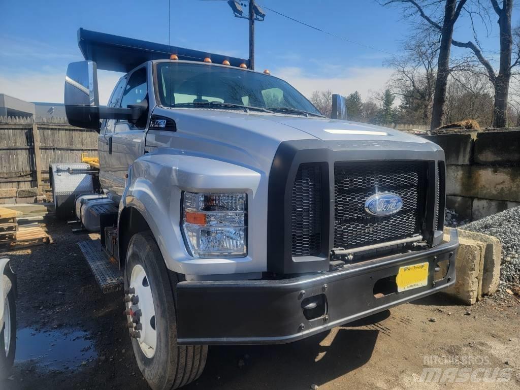 Ford F750 Hook lift trucks
