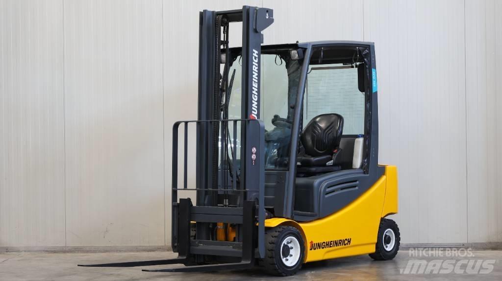 Jungheinrich EFG 320 Electric forklift trucks