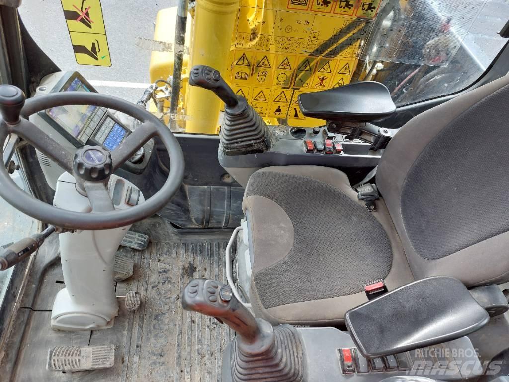 Komatsu PW148-11 Wheeled excavators