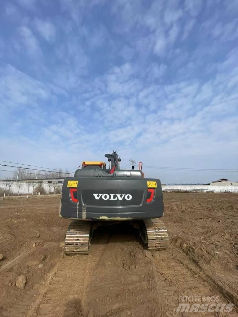 Volvo EC210D Crawler excavators