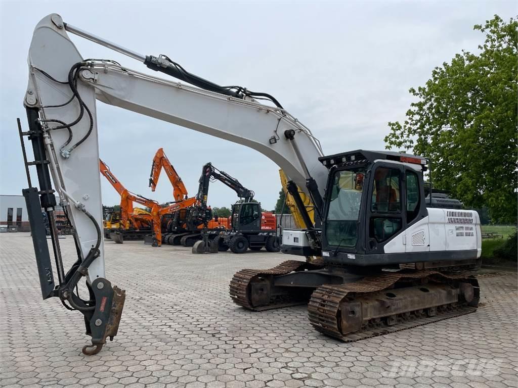 Doosan DX225LC-5 Crawler excavators