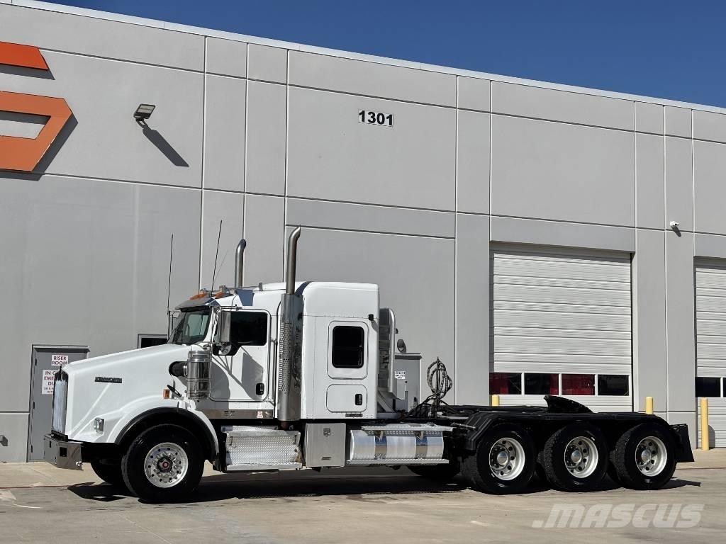 Kenworth T800 Prime Movers