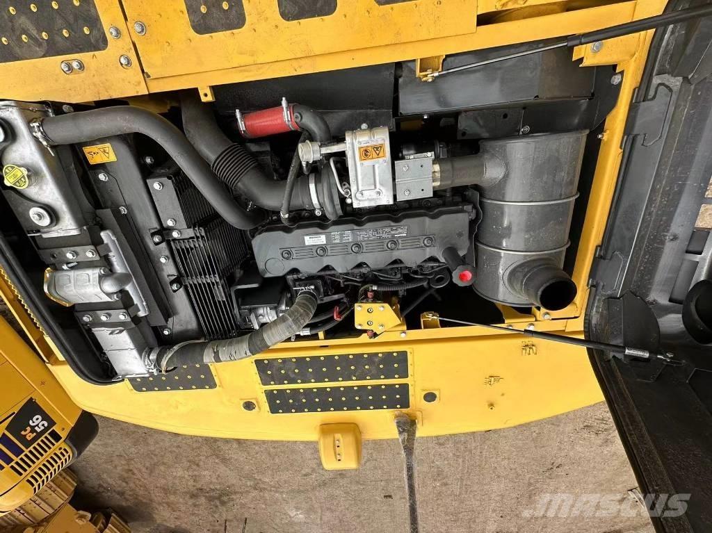 Komatsu PC 220 Crawler excavators