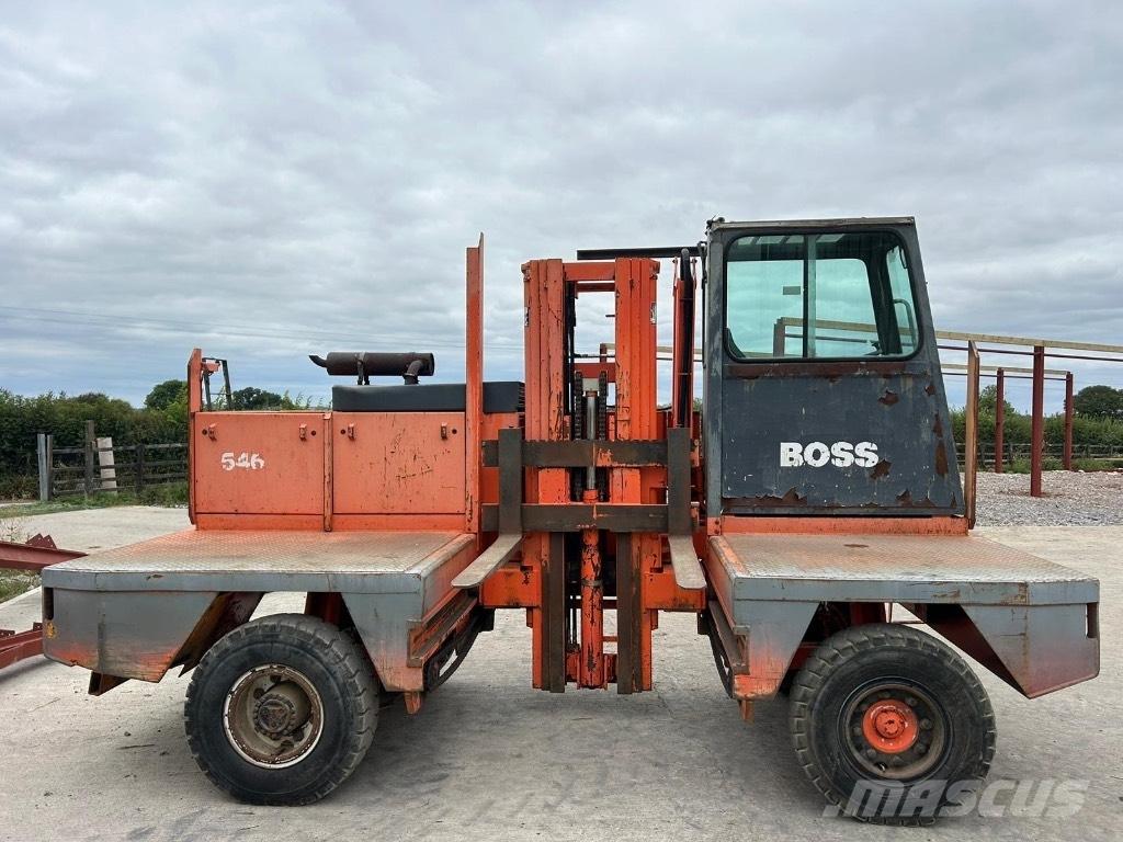 Boss 546 Side loader