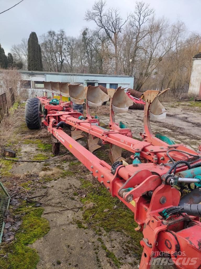Kverneland PL 100 Reversible ploughs