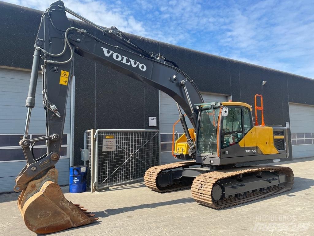 Volvo EC220E Crawler excavators