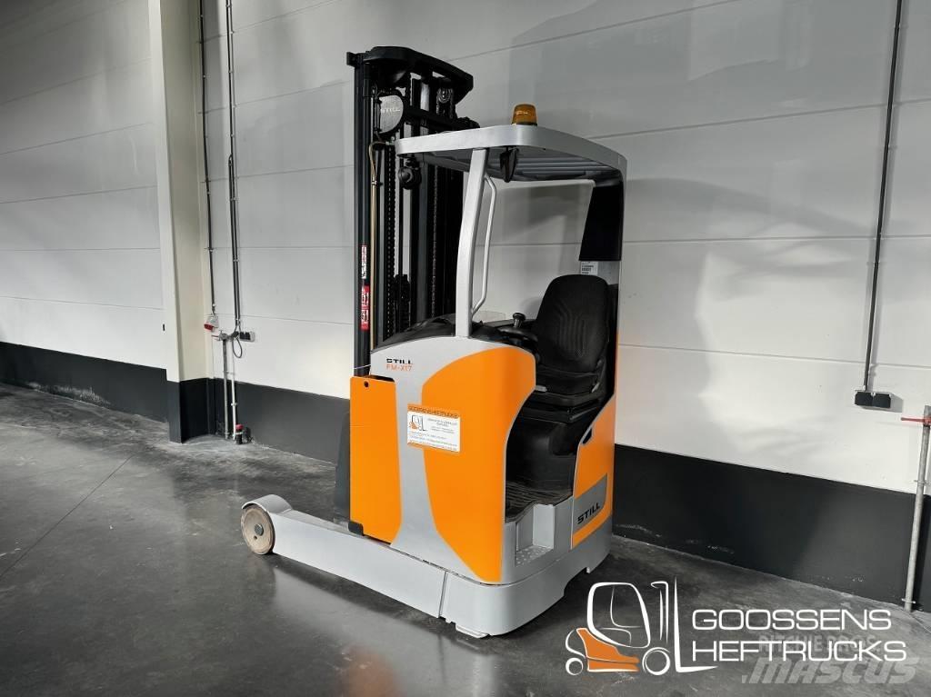 Still FMX 17 Reach truck