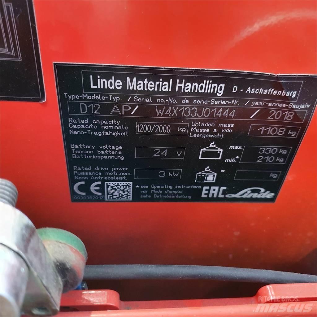 Linde D12AP Pedestrian stacker
