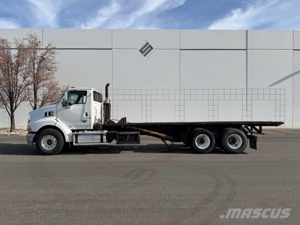 Sterling AT 9500 Demountable trucks