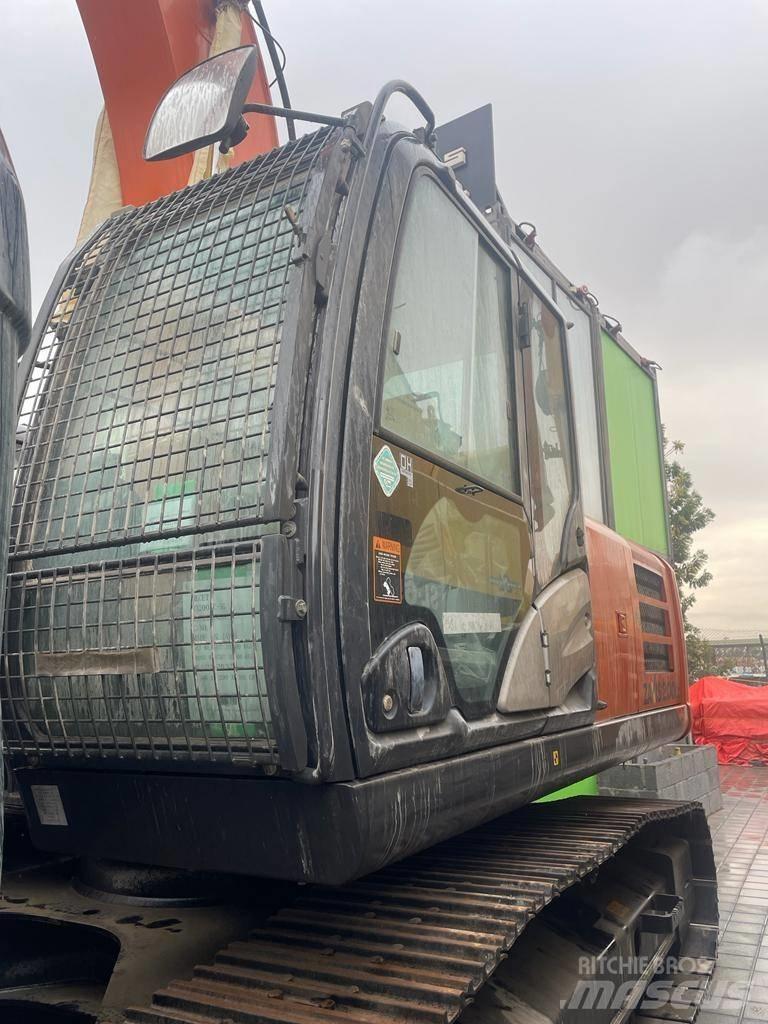 Hyundai HX 225SL Crawler excavators