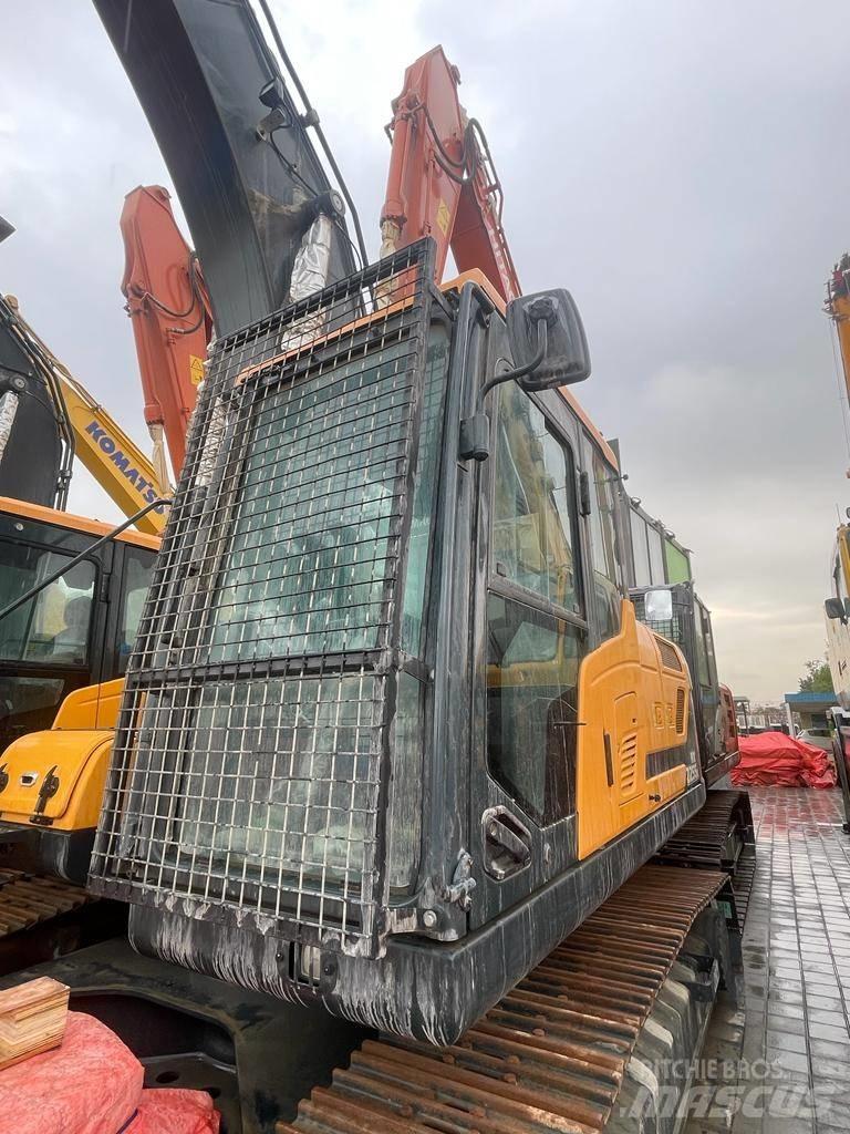 Hyundai HX 225SL Crawler excavators
