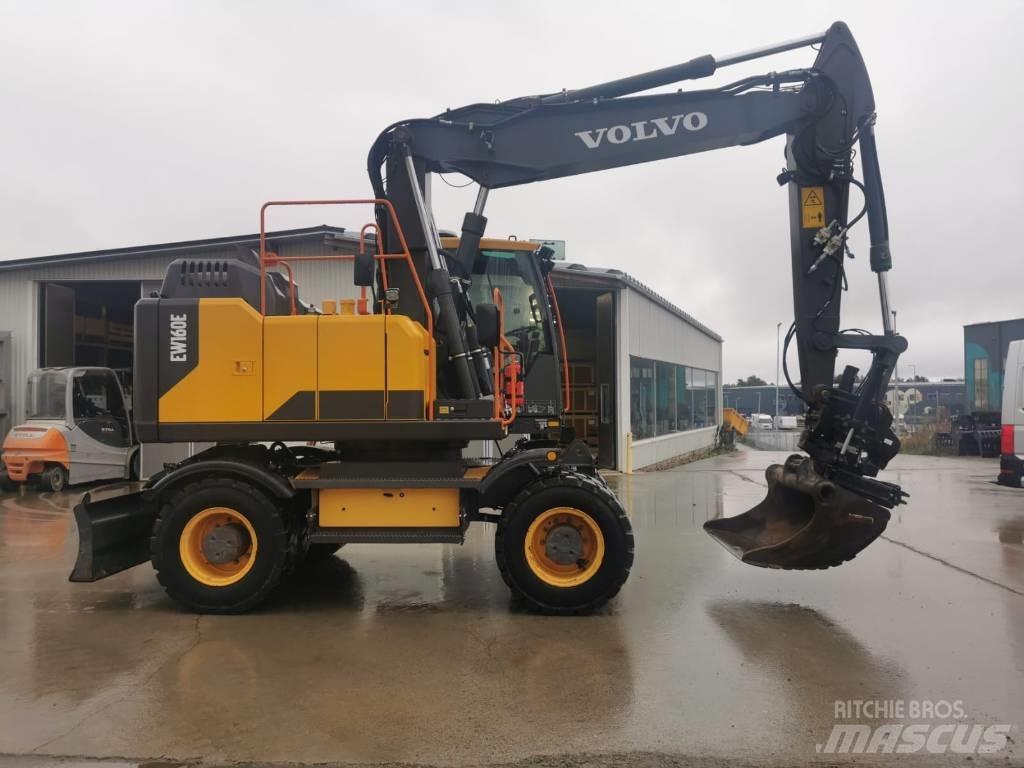 Volvo EW160E Wheeled excavators