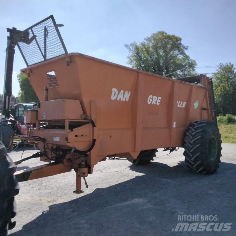 Dangreville EV 10 B1 Manure spreaders
