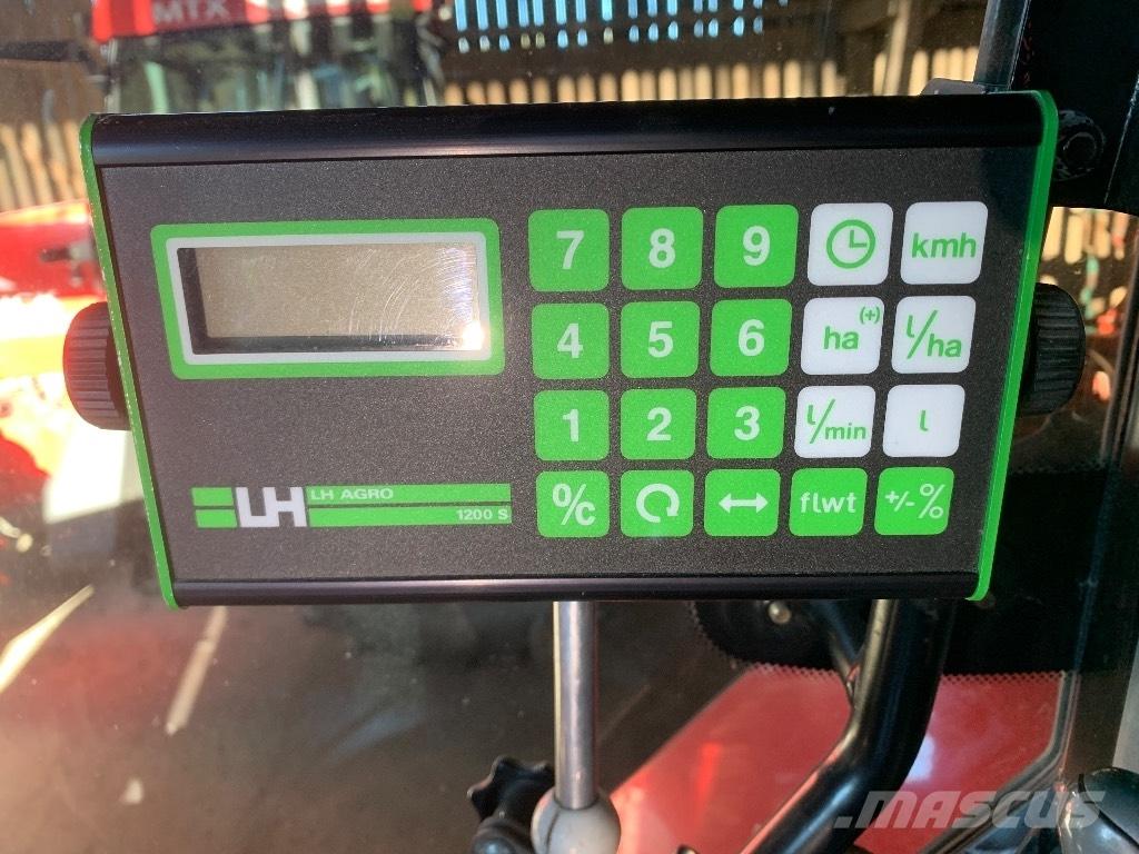 Hardi TZY 2400 Trailed sprayers