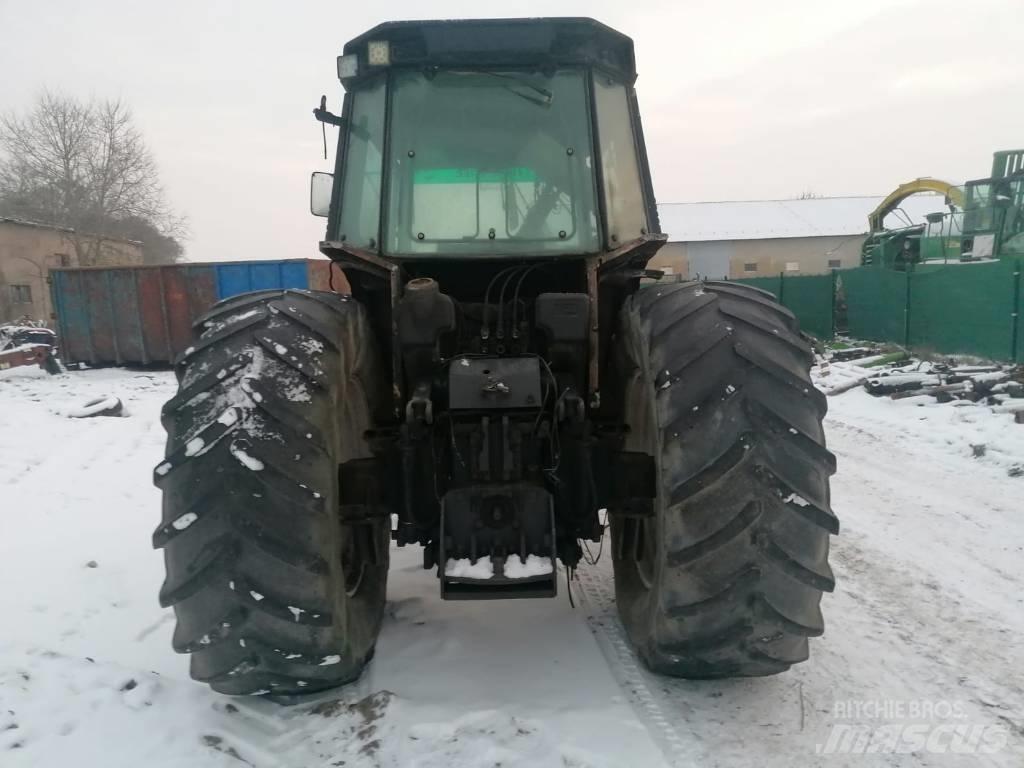 Valmet 8400  cabin Cabins and interior