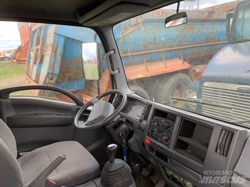 Isuzu FOR PARTS Panel vans