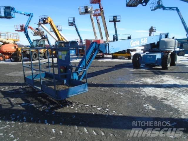 Genie S 85 Telescopic boom lifts
