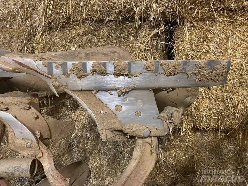 Huard QR 65 NSH Ploughs